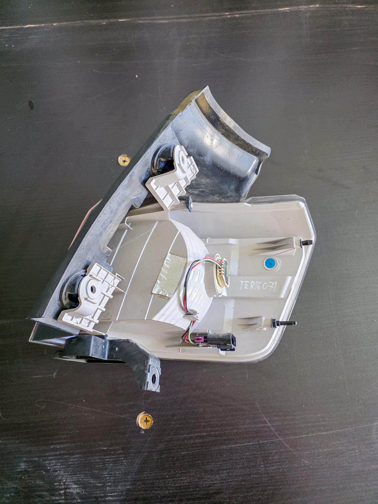 2016-2017 Gmc Terrain Tail Light For Left Driver Right Outer Red Lens Halogen Denali 23389935