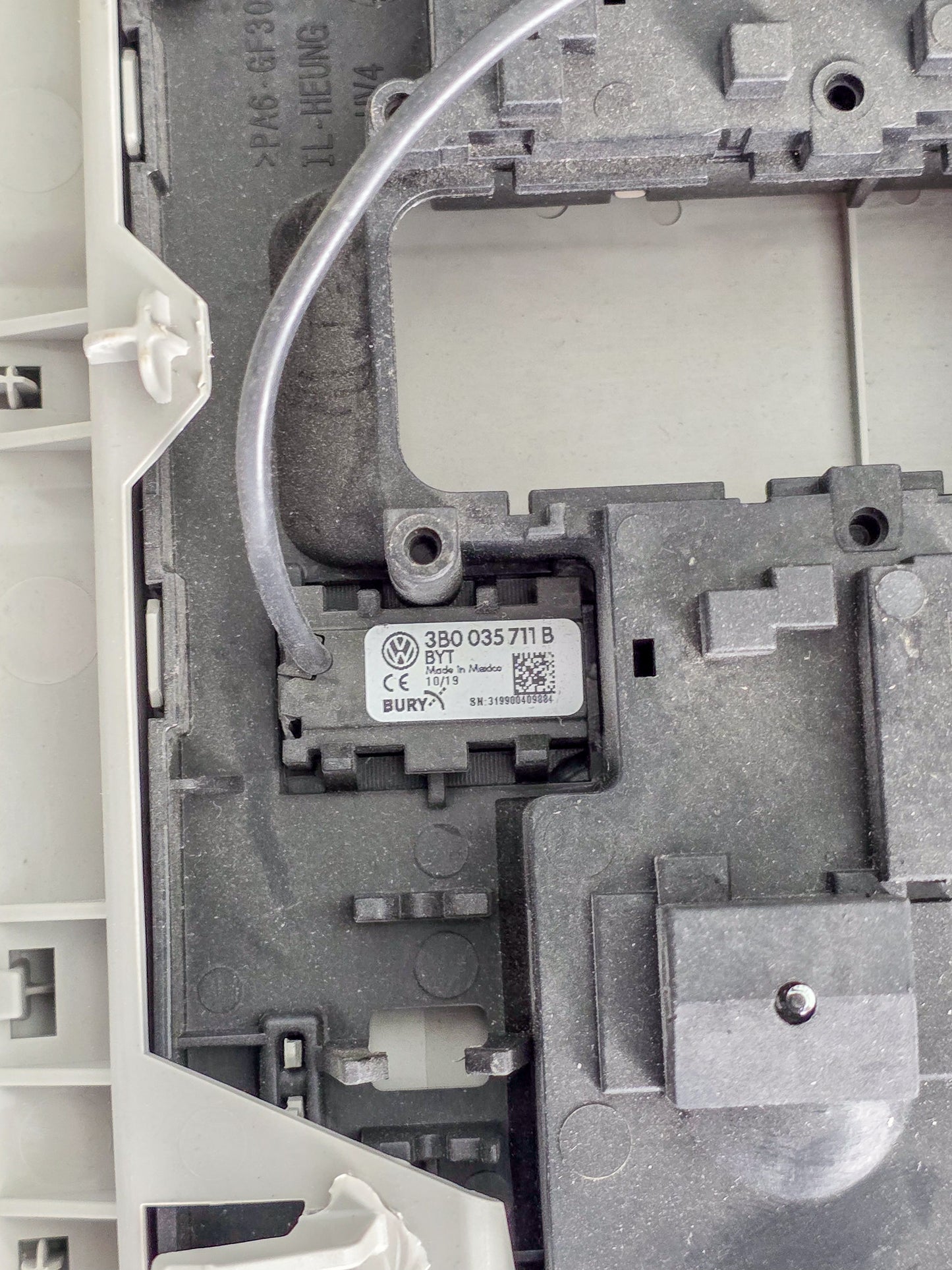 2019-2025 Volkswagen Jetta Roof Overhead Console Dome Light 3CN947105, 3CN947105QAV,3b0035711b