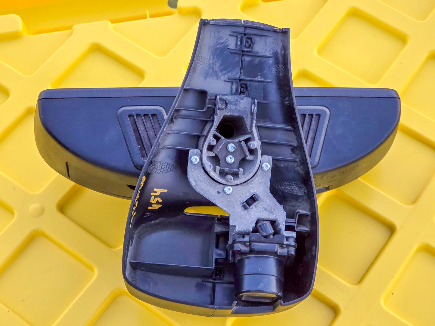 2011-2013 Jeep Grand Cherokee Interior Rear View Mirror W Microphone 57010732