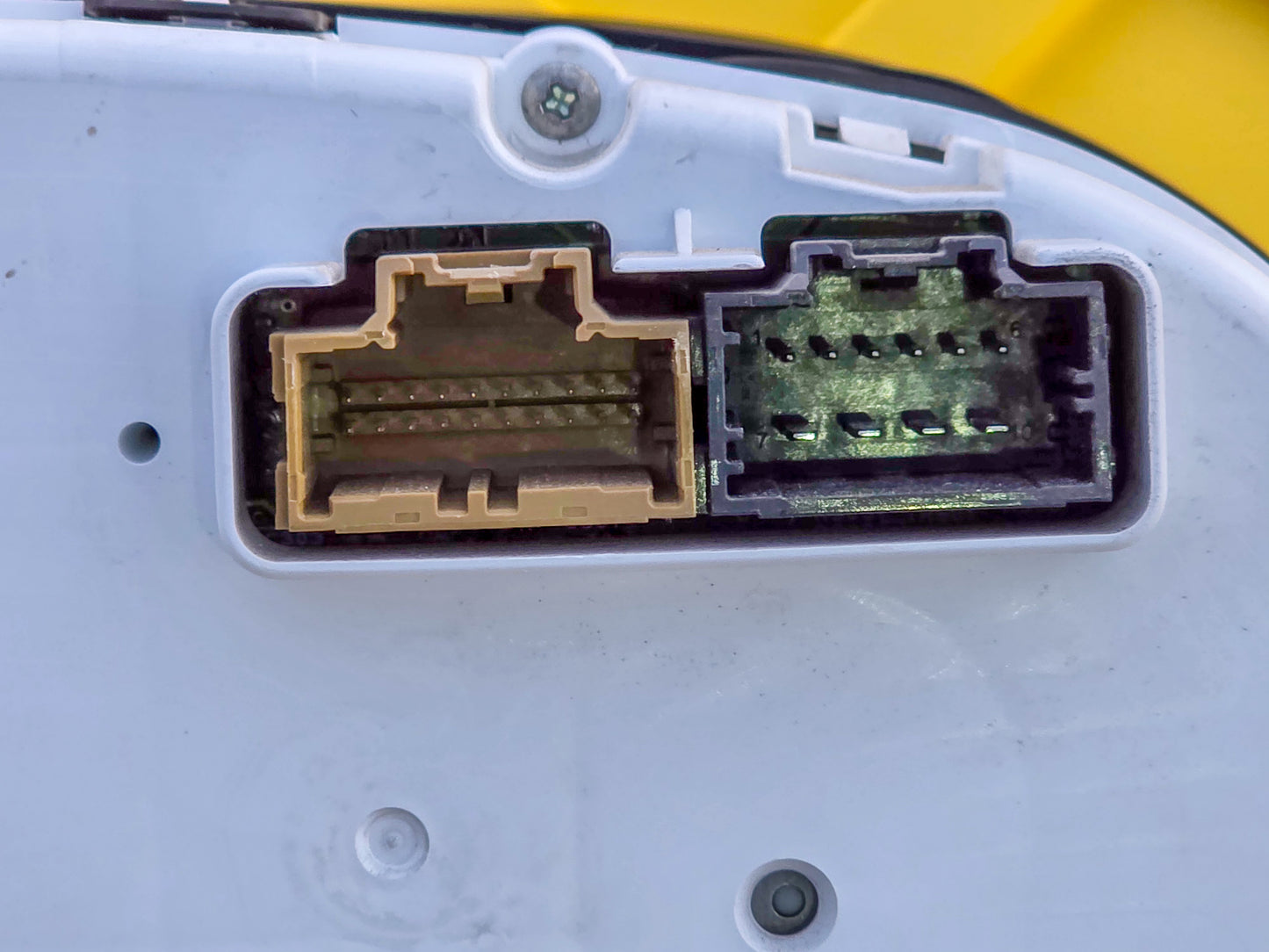 2011 Jeep Grand Cherokee Speedometer Instrument Cluster 262k Mileage 56046471