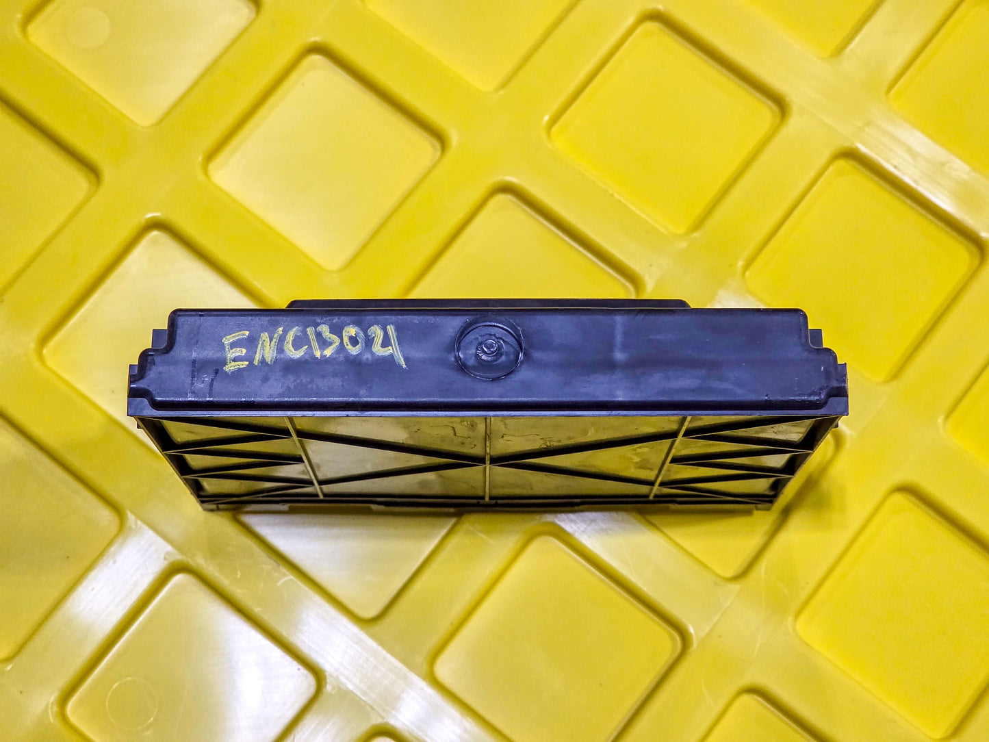 2014 Buick Encore Body Control Module OEM 13589197