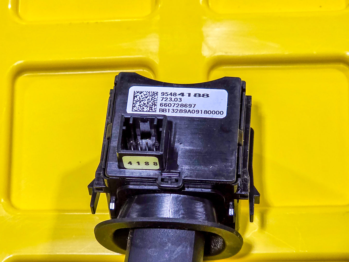 2013-2014 Buick Encore Windshield Wiper Combination Switch 95484188