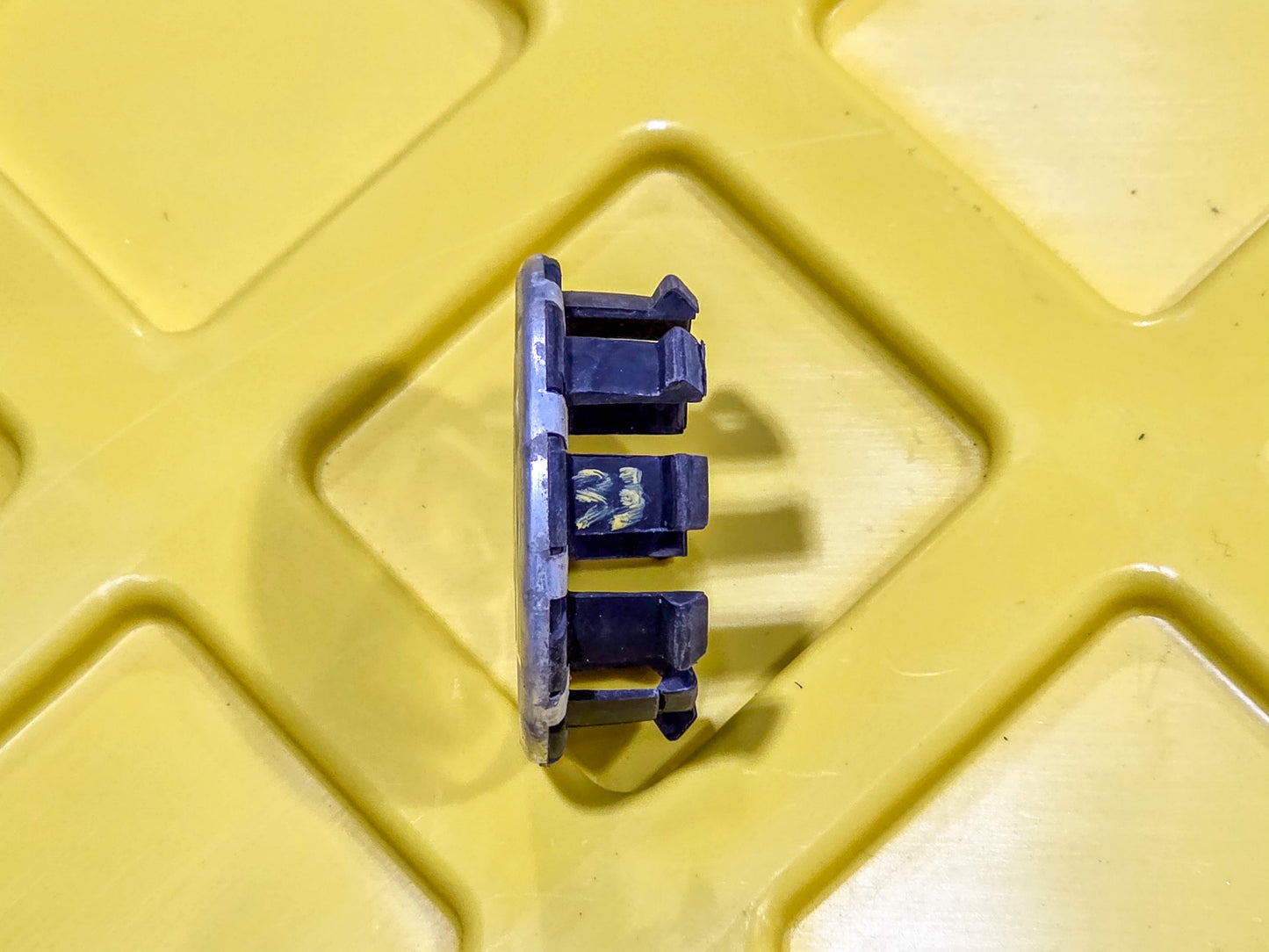 2013-2021 Buick Encore Center Cap - Buick Logo - Aluminum - GM 9598392