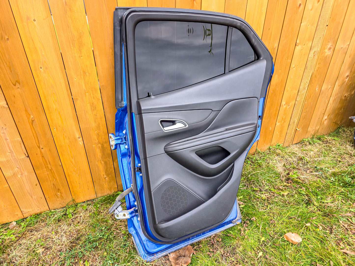 2013-2022 Buick Encore Rear Right Passenger Side Door Denali 42741563, 42783750, 95270750, 95283098, 95315633, 95315635, 95400518