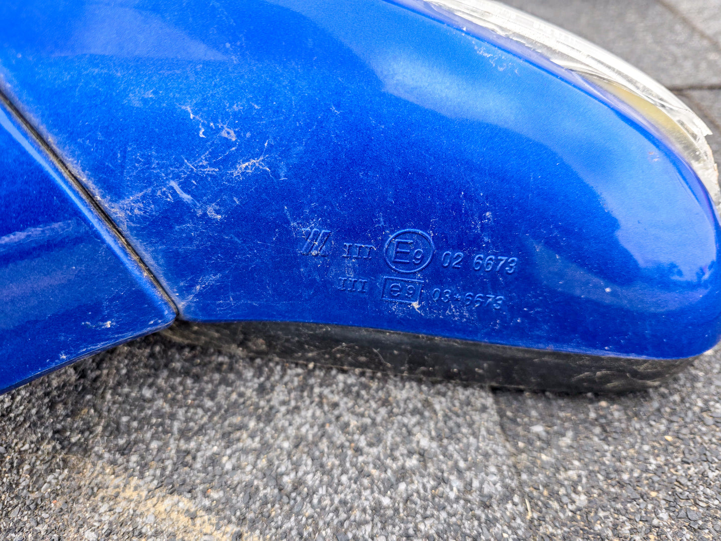 2014-2016 Buick Encore Front Left Driver Side Exterior Rear View Mirror 95374056, 95373975