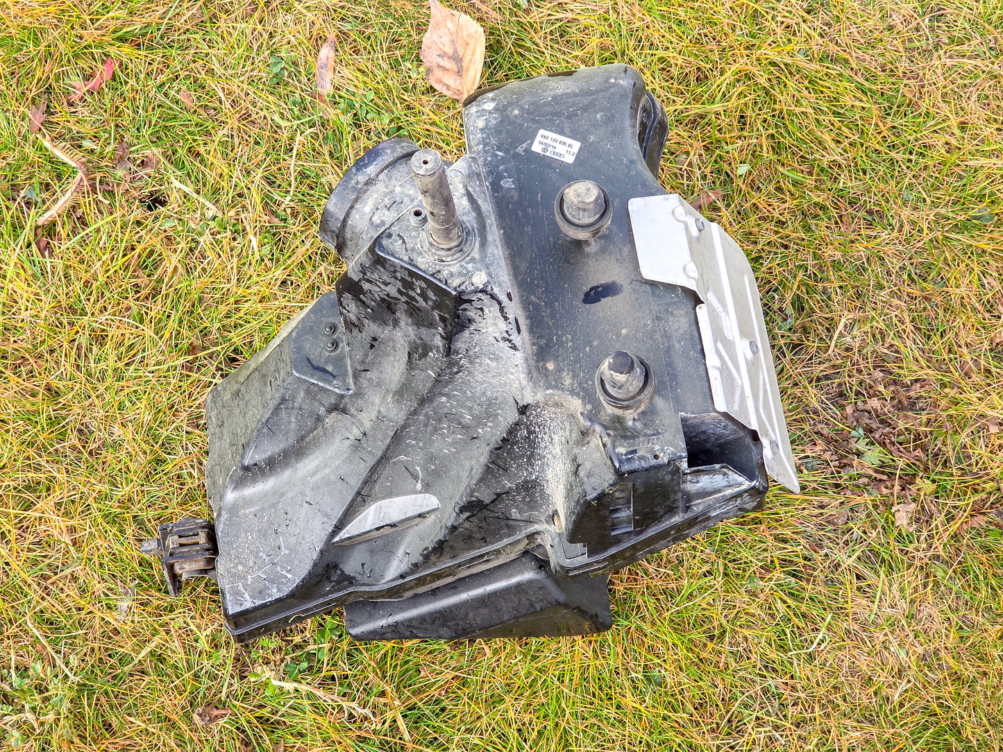 2009-2016 Audi A5 Engine Air Filter Box Housing Upper & Lower OEM A514661