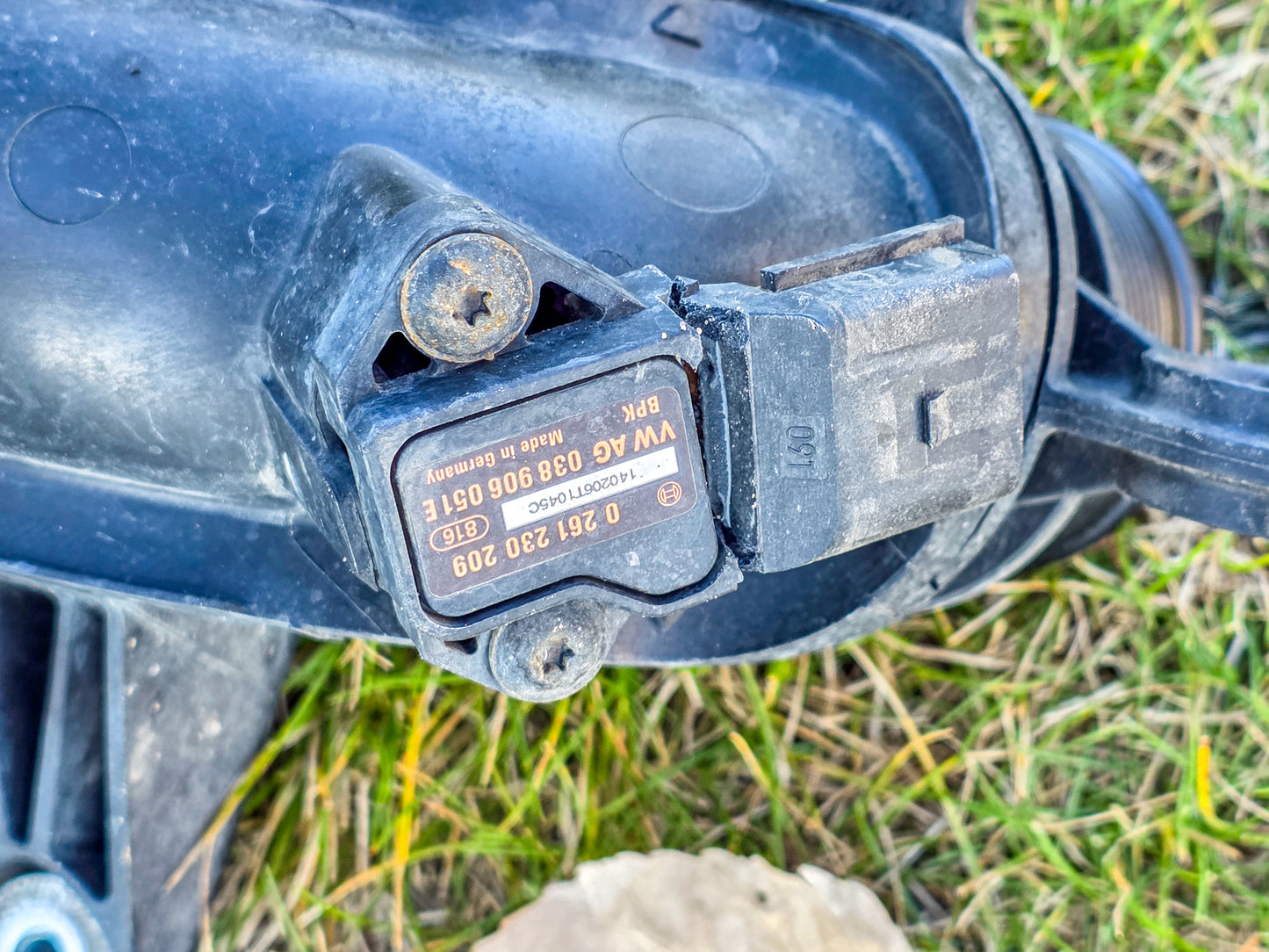 2014-2016 Audi A5 Engine Air Cleaner Inlet Intake Box OEM 0261230209