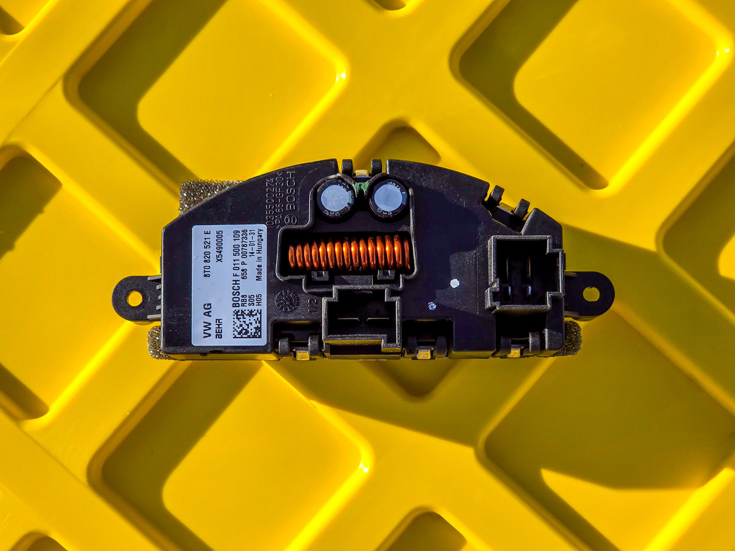 2012-2017 Audi A5 Heater Blower Motor Resistor 8T0820521E