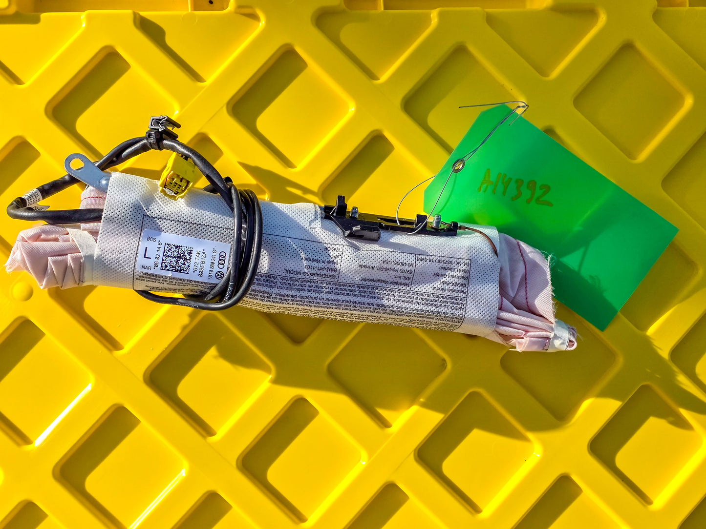 2014-2017 Audi A5 Front Left Driver Side Seat SRS Airbag OEM 8T0880241G