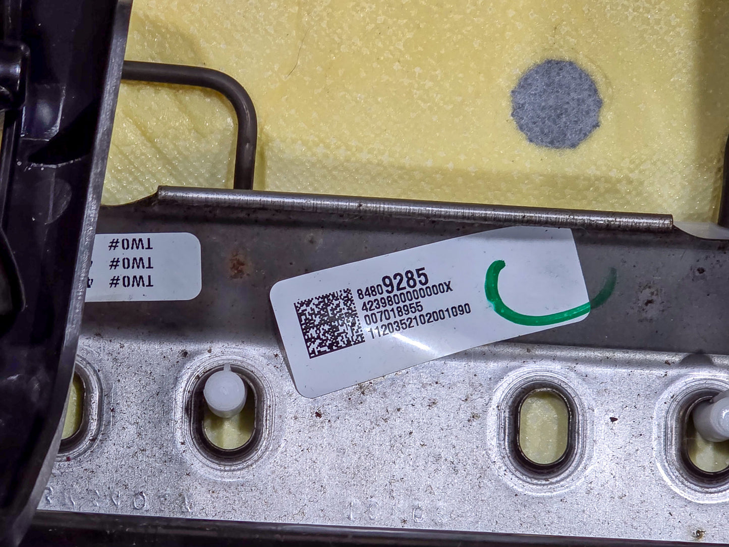 2020-2022 GMC Acadia Rear Right & Left Side 3RD Row Seat OEM - view 8