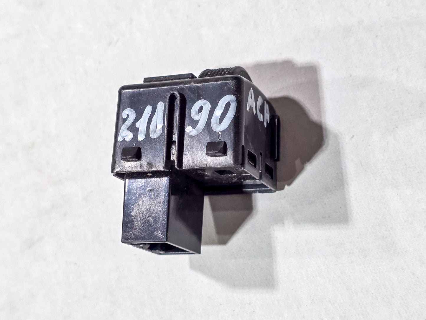2017-2023 GMC Acadia Dimmer Light Control Switch 23474576 - view 3
