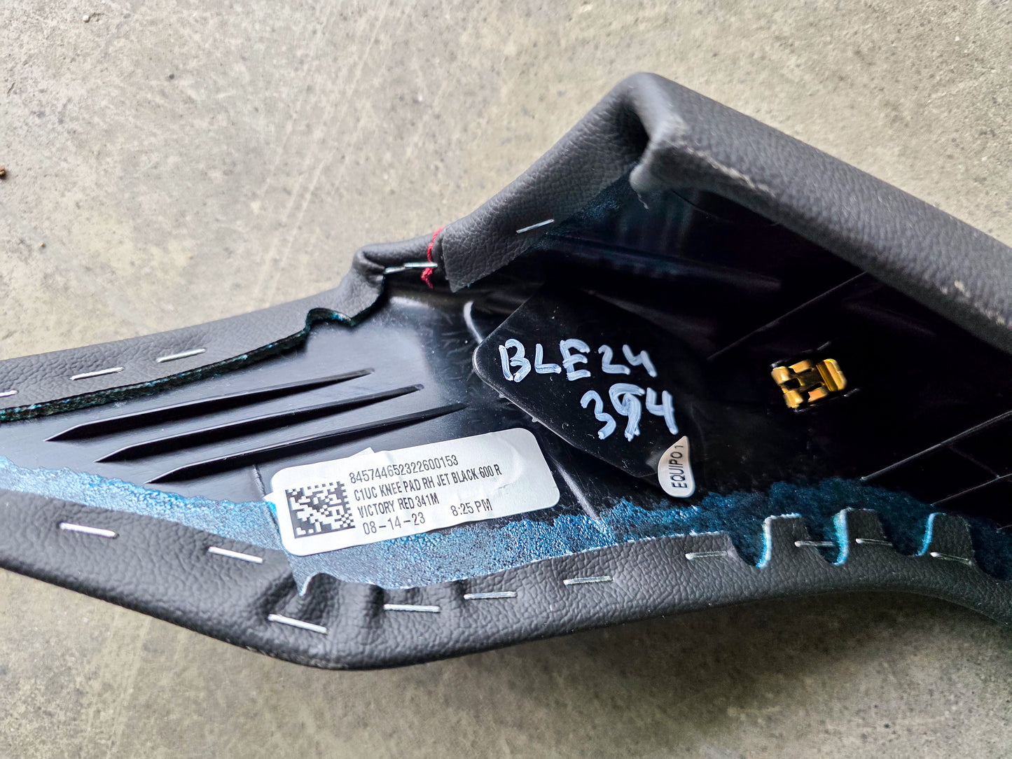 2019-2026 Chevrolet Blazer Front Passenger Right Side Center Console Knee Panel Cover
