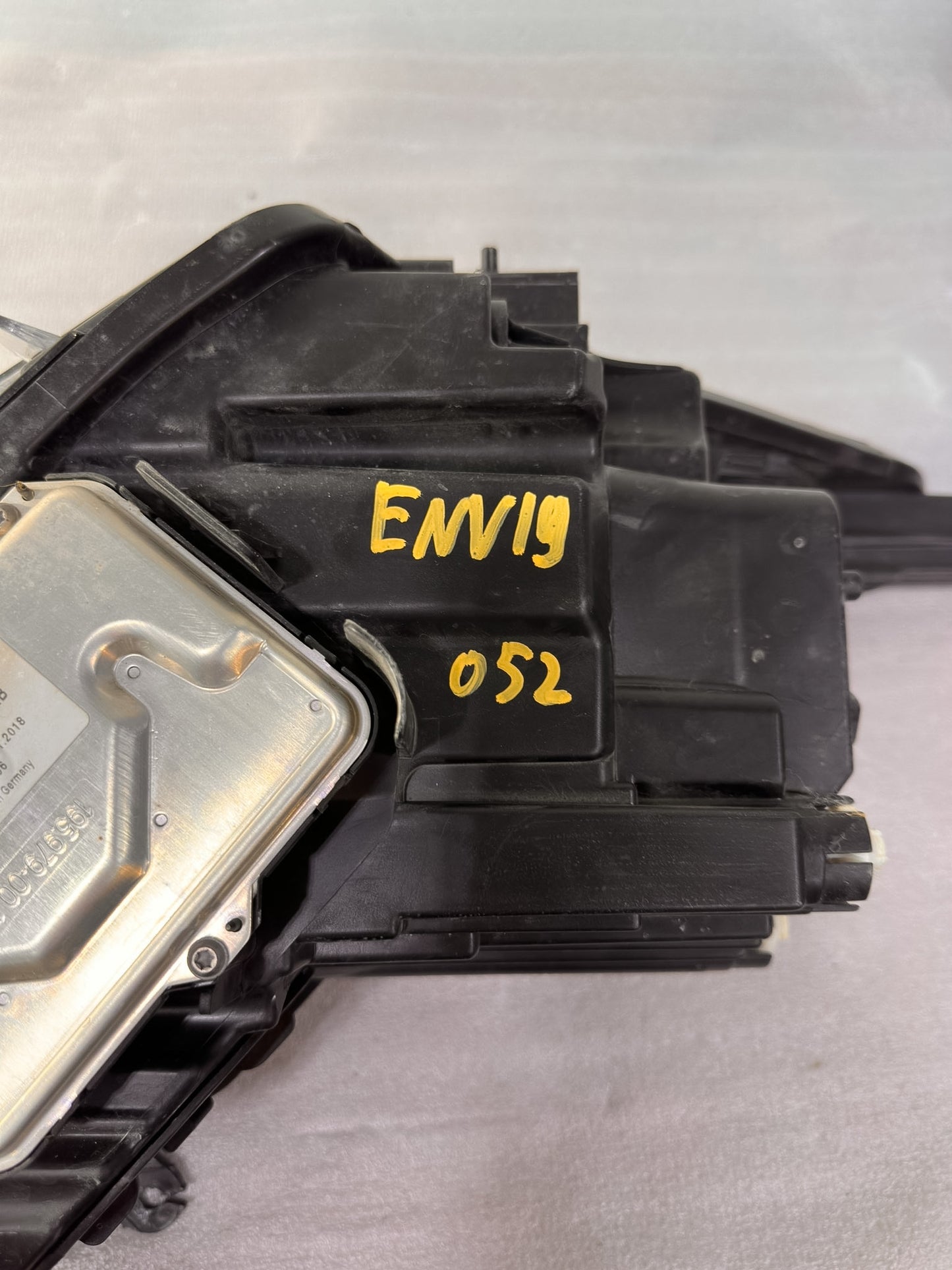 2019-2020 Buick Envision Front Driver Left Side Headlight Headlamp Assy