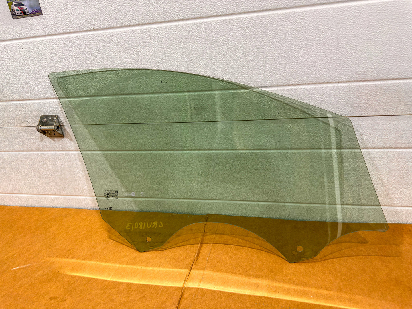 2016-2019 Chevrolet Cruze Passenger Right Side Front Door Window Glass 13412496