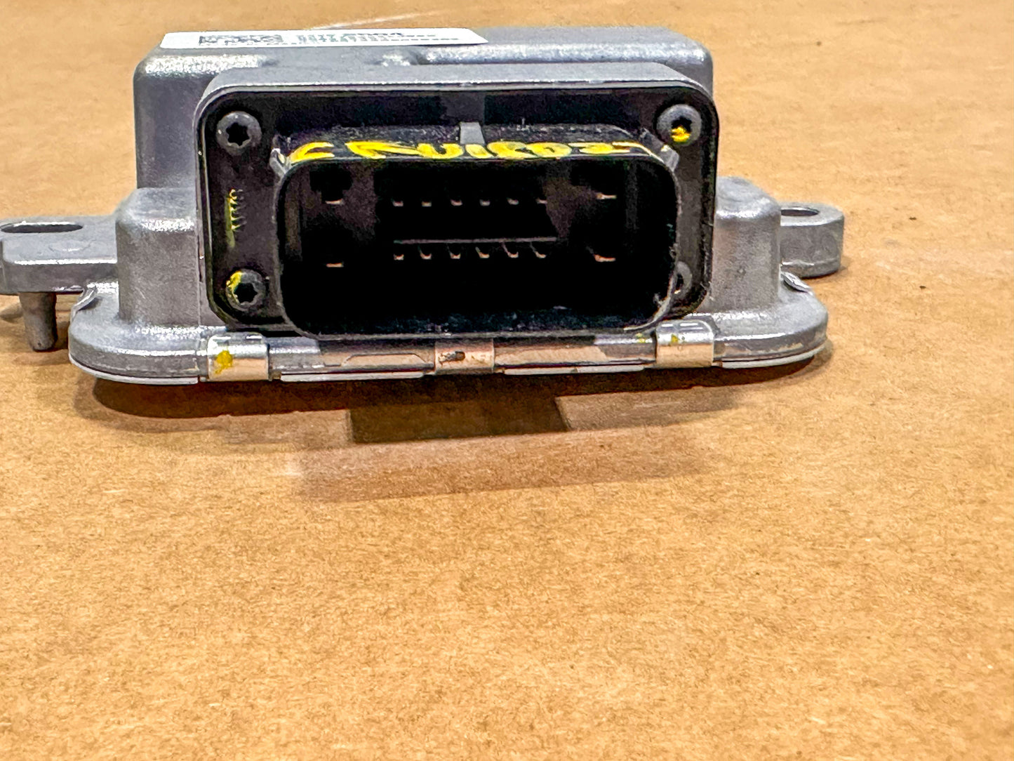 2018-2020 Chevrolet Cruze Fuel Pump Power Control Module 23382564 OEM