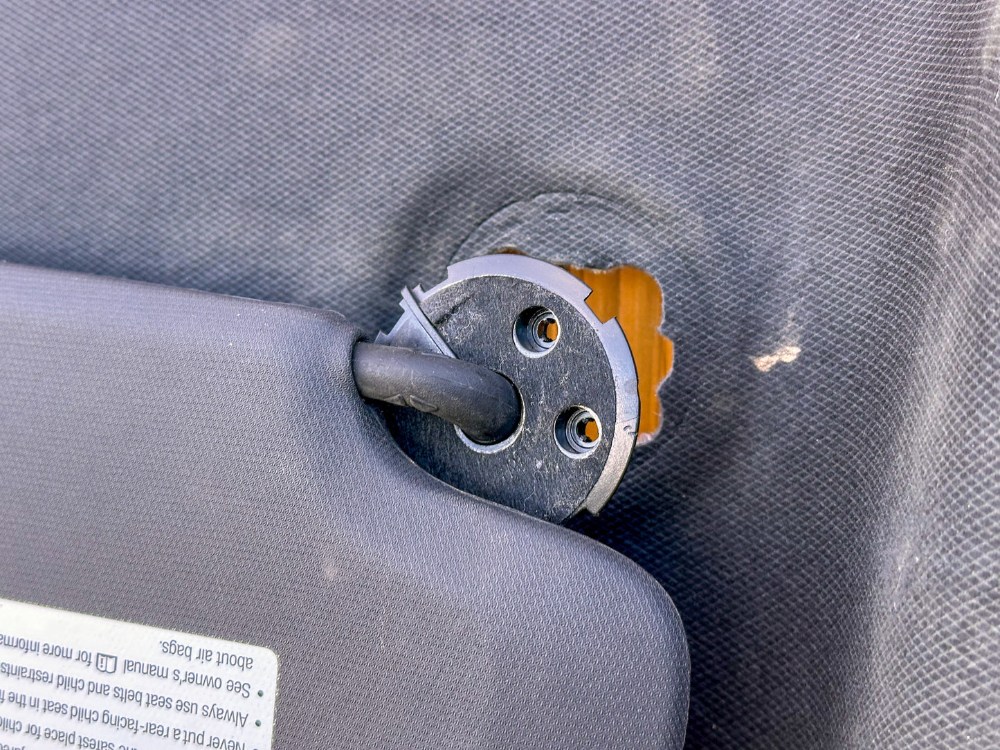 2017-2019 Chevrolet Cruze Roof Ceiling Headliner Cover Liner Panel OEM 84289030, 39046494,