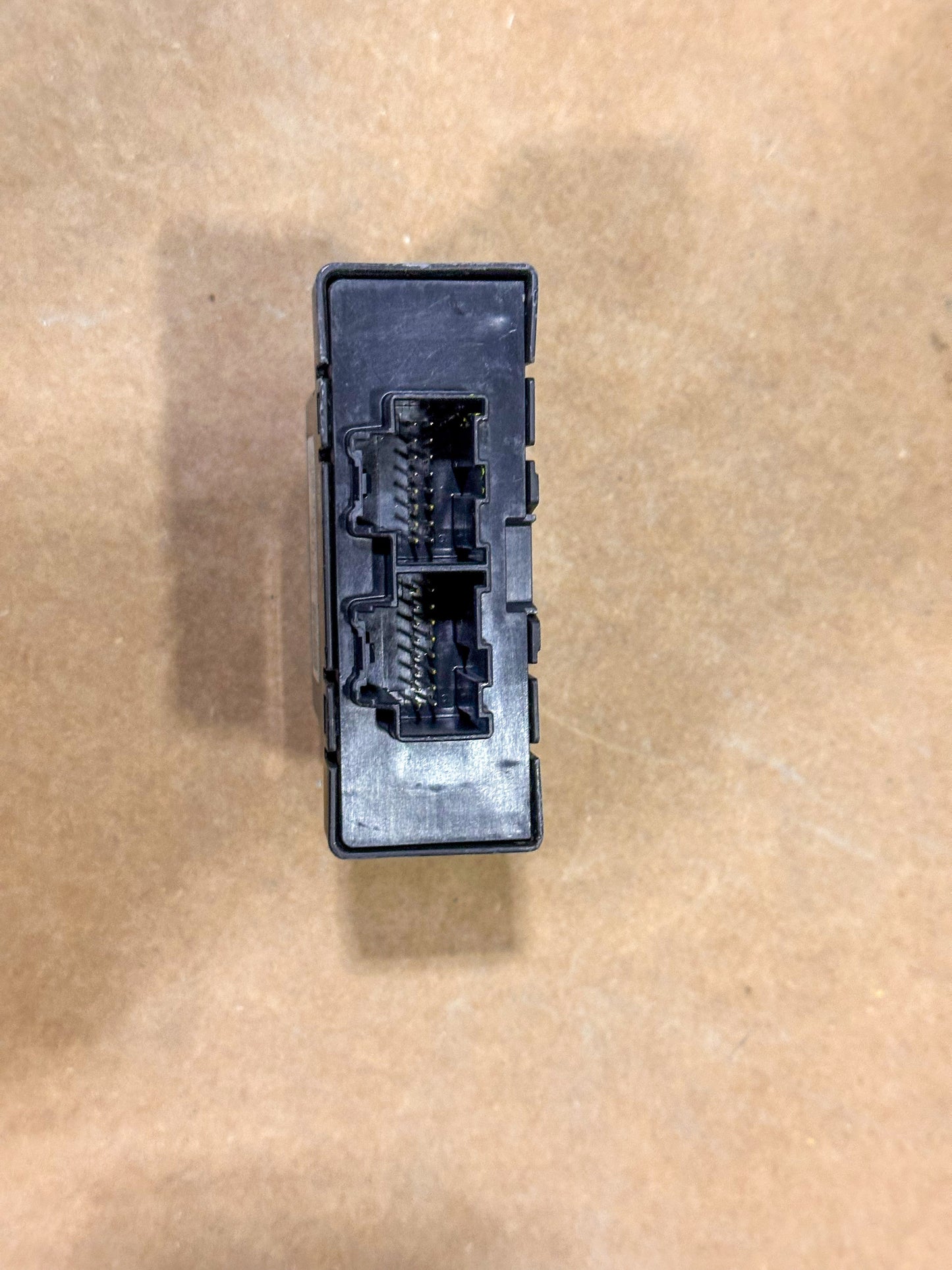 2018-2021 Chevrolet Cruze Data Computer Control Module Unit OEM 13521136 - view 5