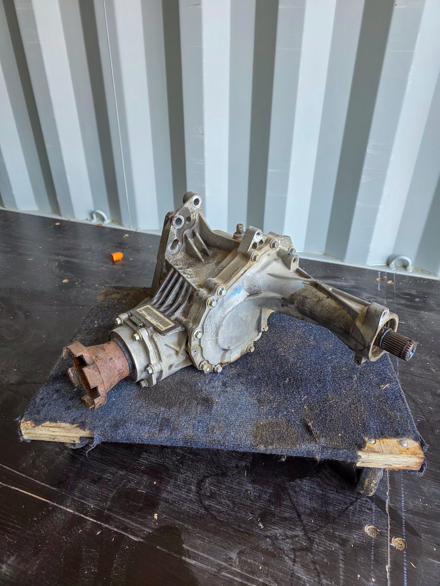 Transfer Case Assembly 2016 GMC TERRAIN AWD 84953427, 23247710