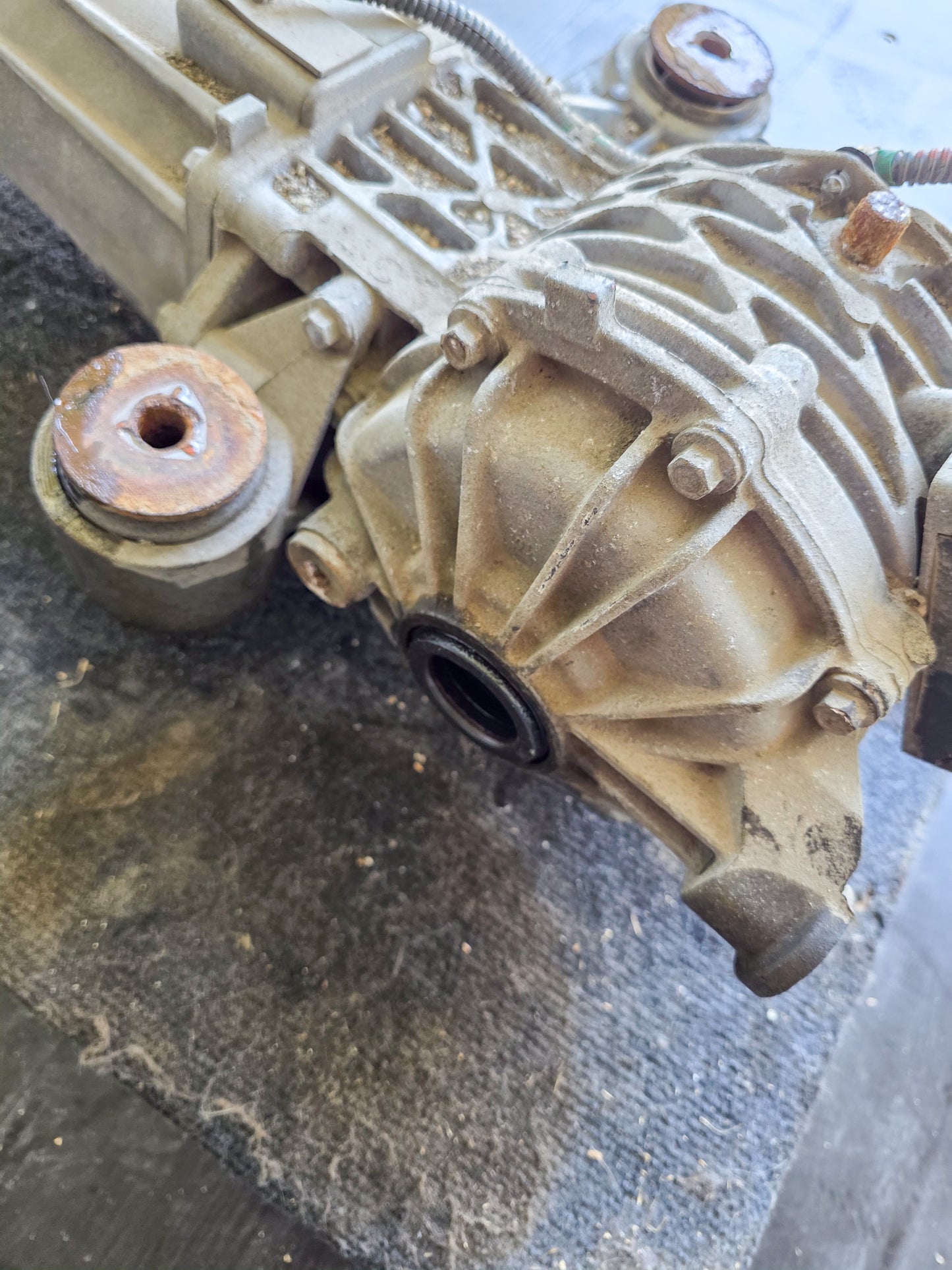 Rear Differential Carrier Housing 2016 GMC TERRAIN AWD DENALI