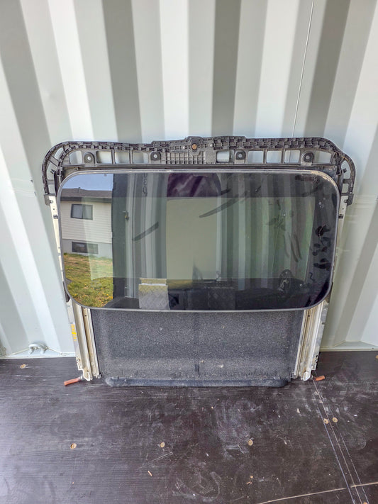 2024-2025 Subaru Crosstrek SUN MOON SUN ROOF SUNROOF GLASS & MOTOR OEM 65420FL00A, 65430FL000, 65430FL00A, 65450FN000, 65470FL000ME