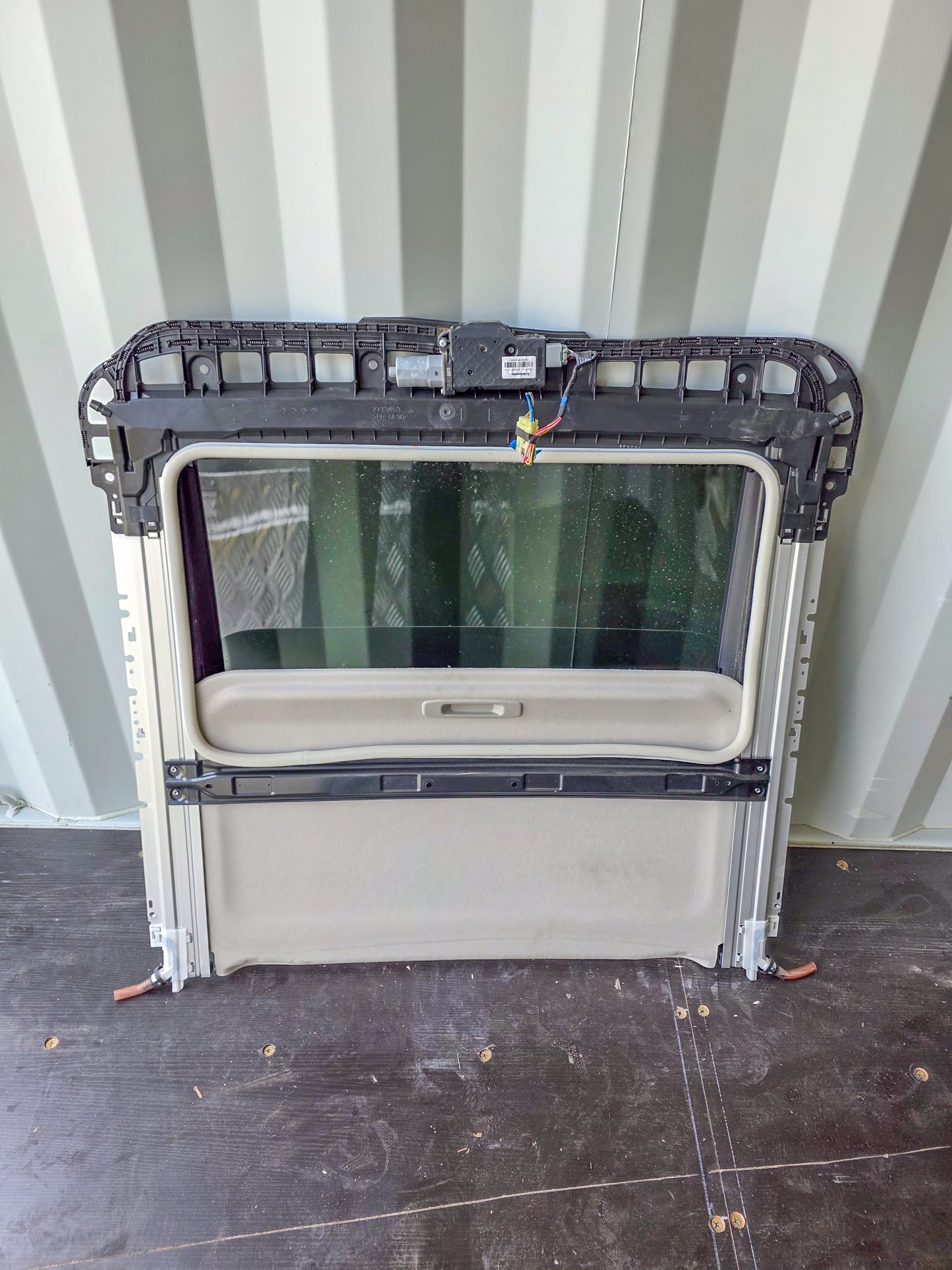 2024-2025 Subaru Crosstrek SUN MOON SUN ROOF SUNROOF GLASS & MOTOR OEM 65420FL00A, 65430FL000, 65430FL00A, 65450FN000, 65470FL000ME