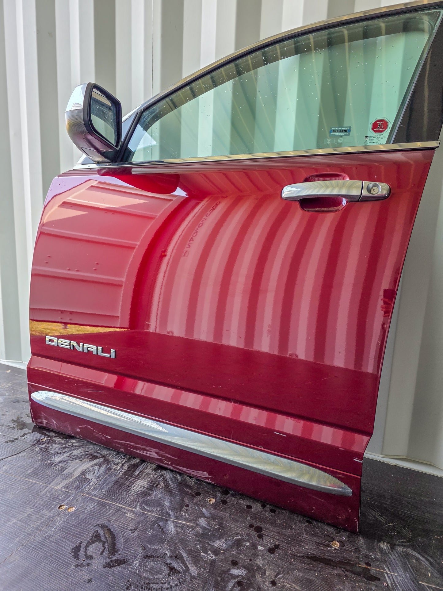 2010-2017 GMC Terrain Front Driver Side Left Door R01571406, 20792582, 20907712