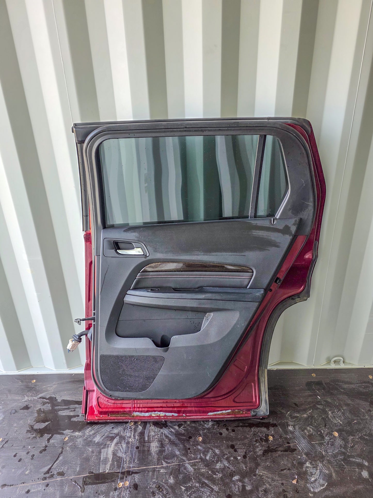 2010-2017 GMC Terrain Rear Right Passenger Side Door Denali 20913553