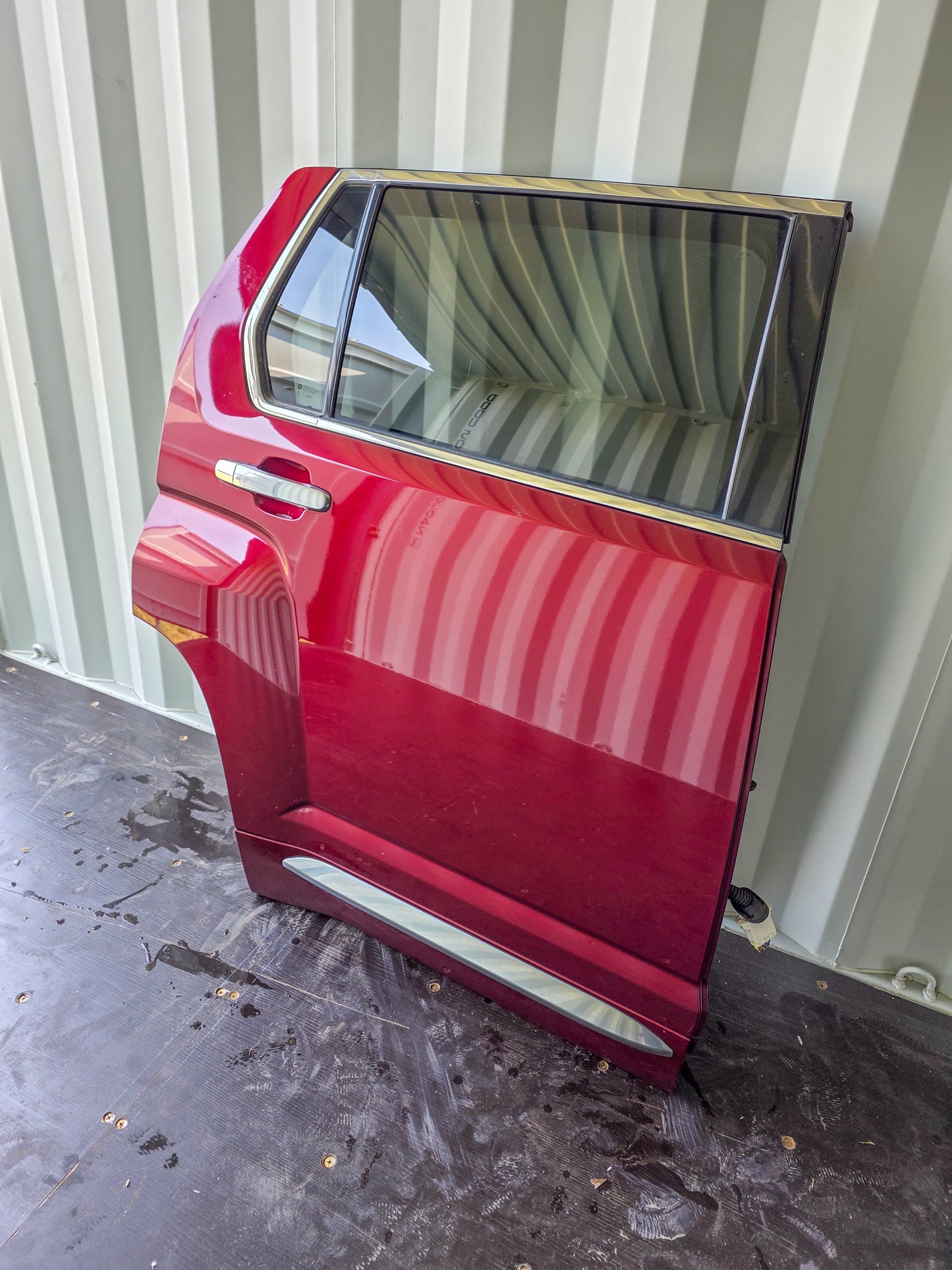 2010-2017 GMC Terrain Rear Right Passenger Side Door Denali 20913553