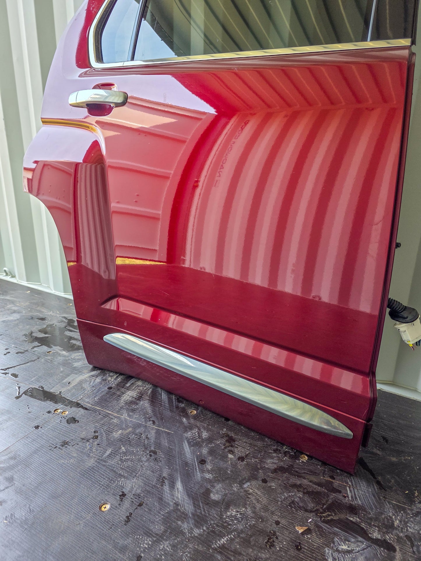 2010-2017 GMC Terrain Rear Right Passenger Side Door Denali 20913553