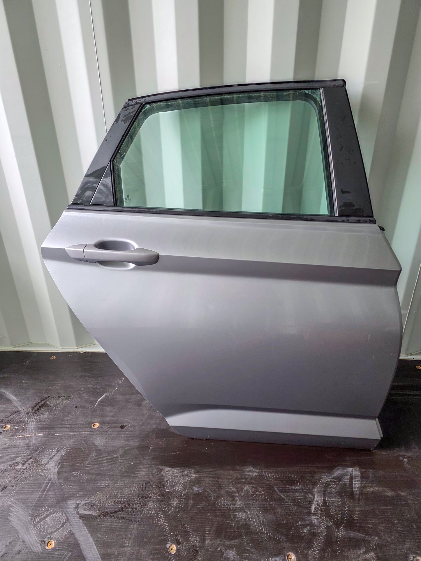2019-2025 Volkswagen Jetta Door Right Back Rear Passenger Side 17a833056b, 17a845026d, 17a839440d5ap, 17a837206gru, 17b867012ajrkx