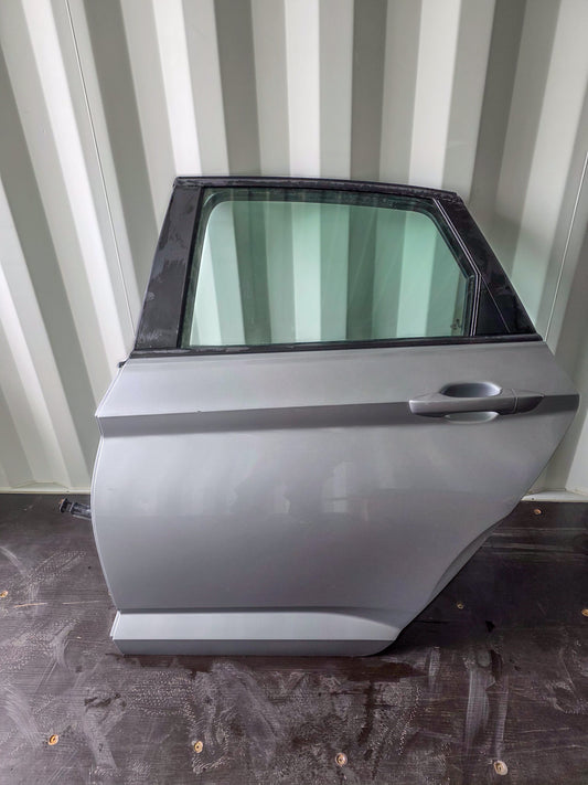 2019-2025 Volkswagen Jetta Door Left Back Rear Driver Side 17a833055b, 17a845026d, 17a867211efma