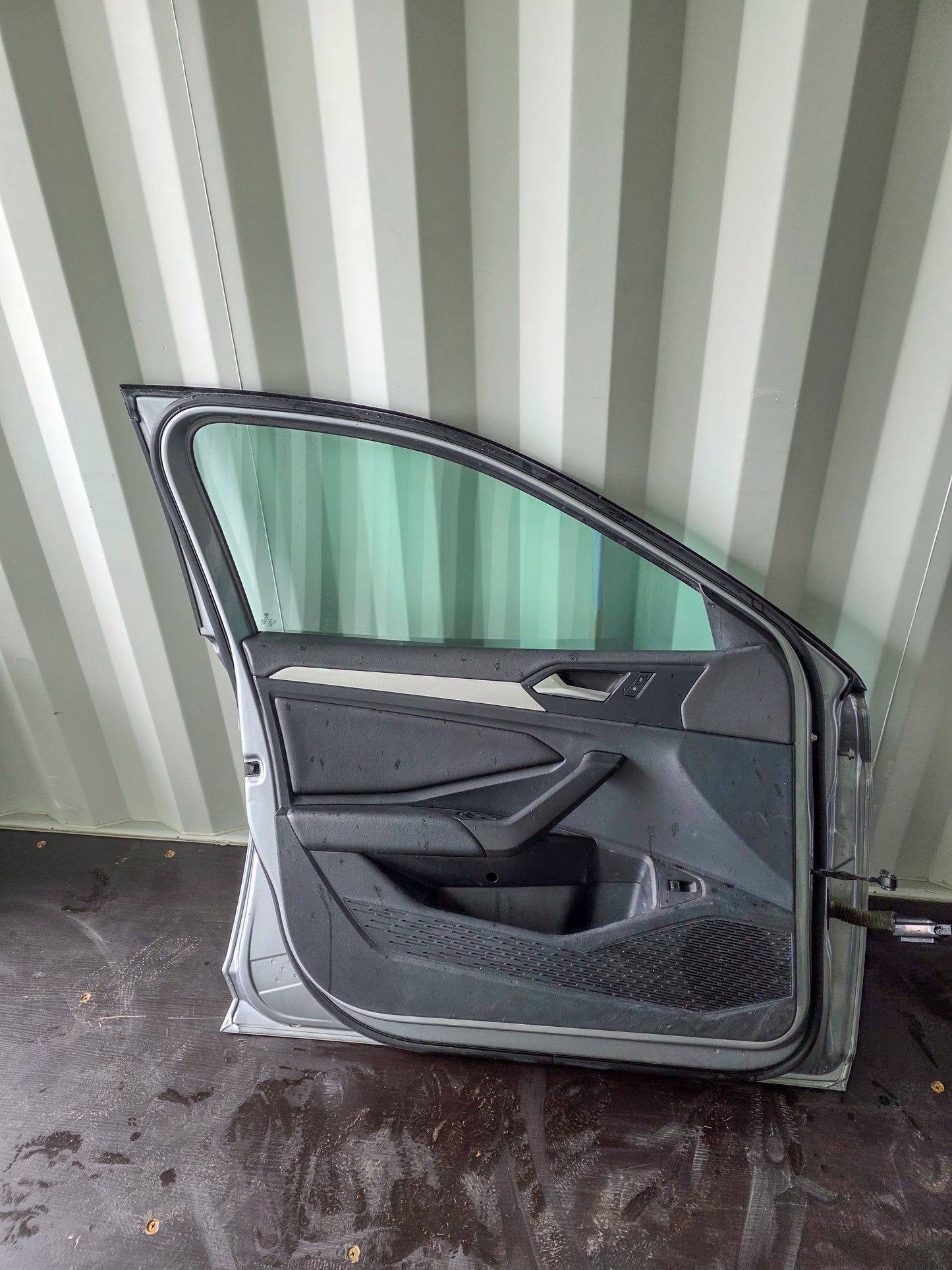 2019-2025 Volkswagen Jetta Front Left Door Driver Side 17a831055d, 17a845201b, 17b867011krkx