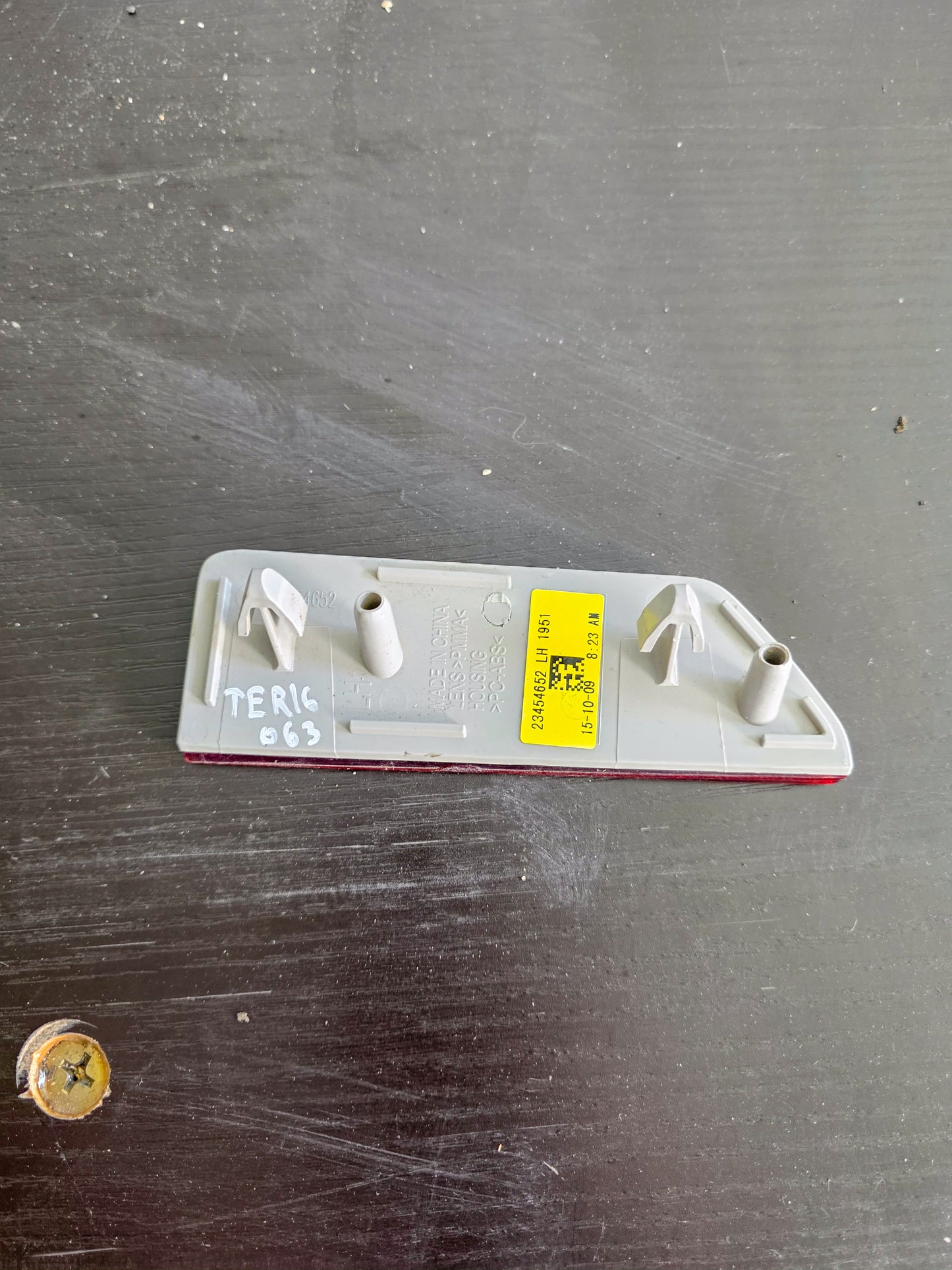 2016-2017 Gmc Terrain Bumper Face Bar Reflector Light Lamp Rear, Driver Left Side Hand  Denali 23454652