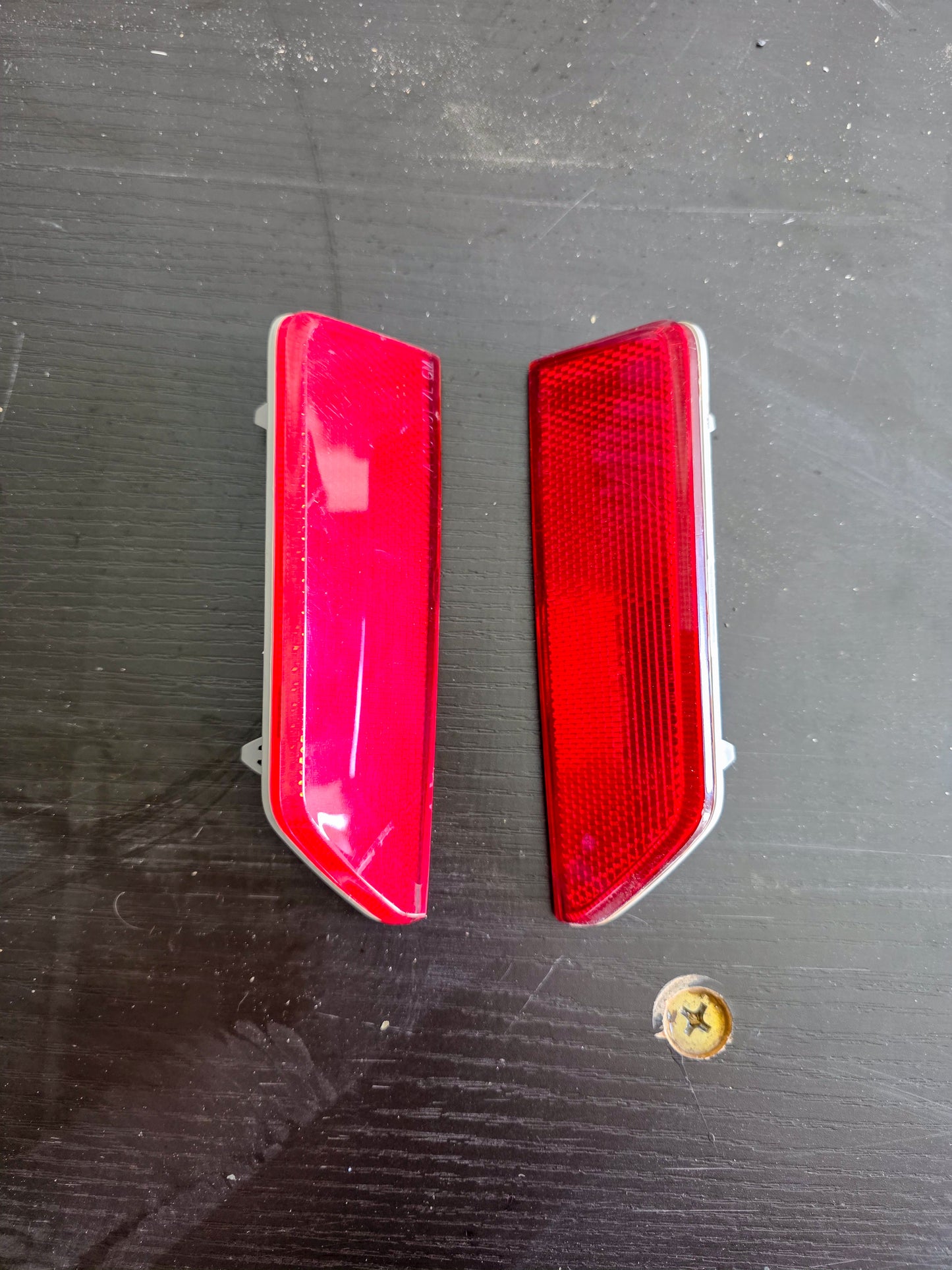 2016-2017 Gmc Terrain Bumper Face Bar Reflector Light Lamp Rear, Driver Left Side Hand  Denali 23454652