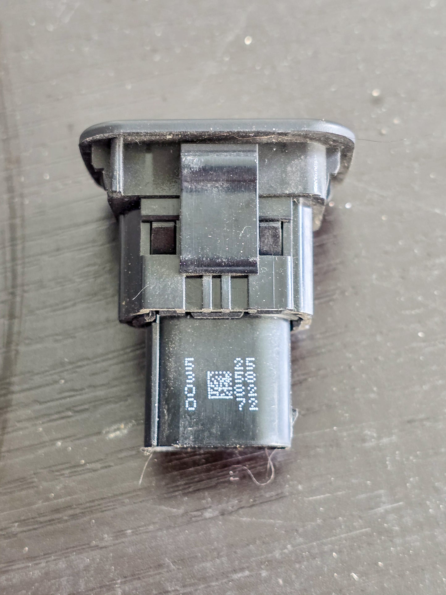 2010-2017 Gmc Terrain Button Switch - Tailgate Release Denali 22869802