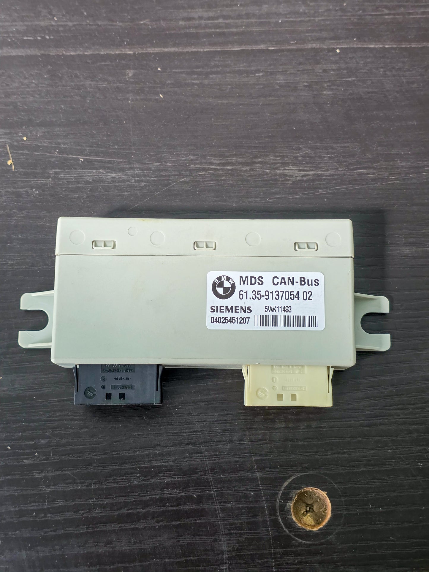 2012-2015 BMW X1 Sliding Roof Control Module 6135913705402