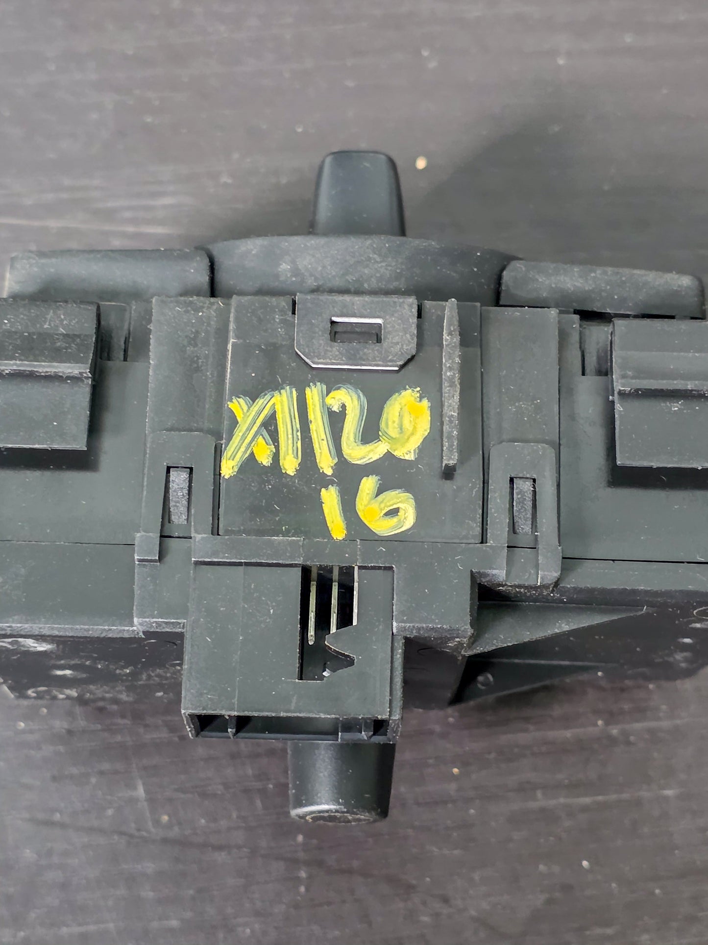 2012-2013 BMW X1 Light switch 693886404