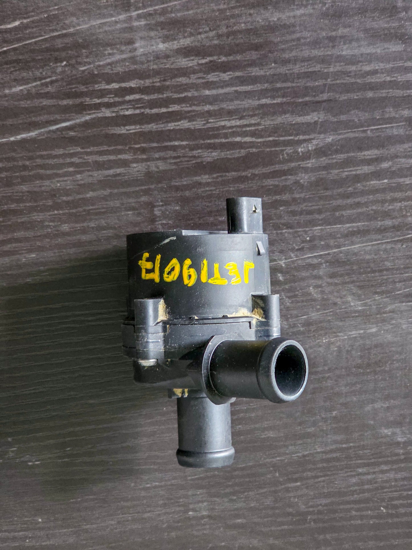 2019-2022 Volkswagen Jetta Engine Auxiliary Water Pump 5q0965561