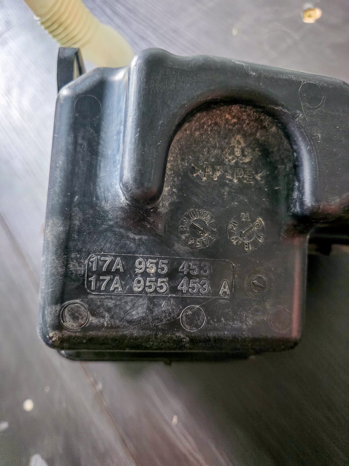 2019  Volkswagen Jetta Washer Fluid Reservoir. Washer reservoir. Water Res. 17A955453A