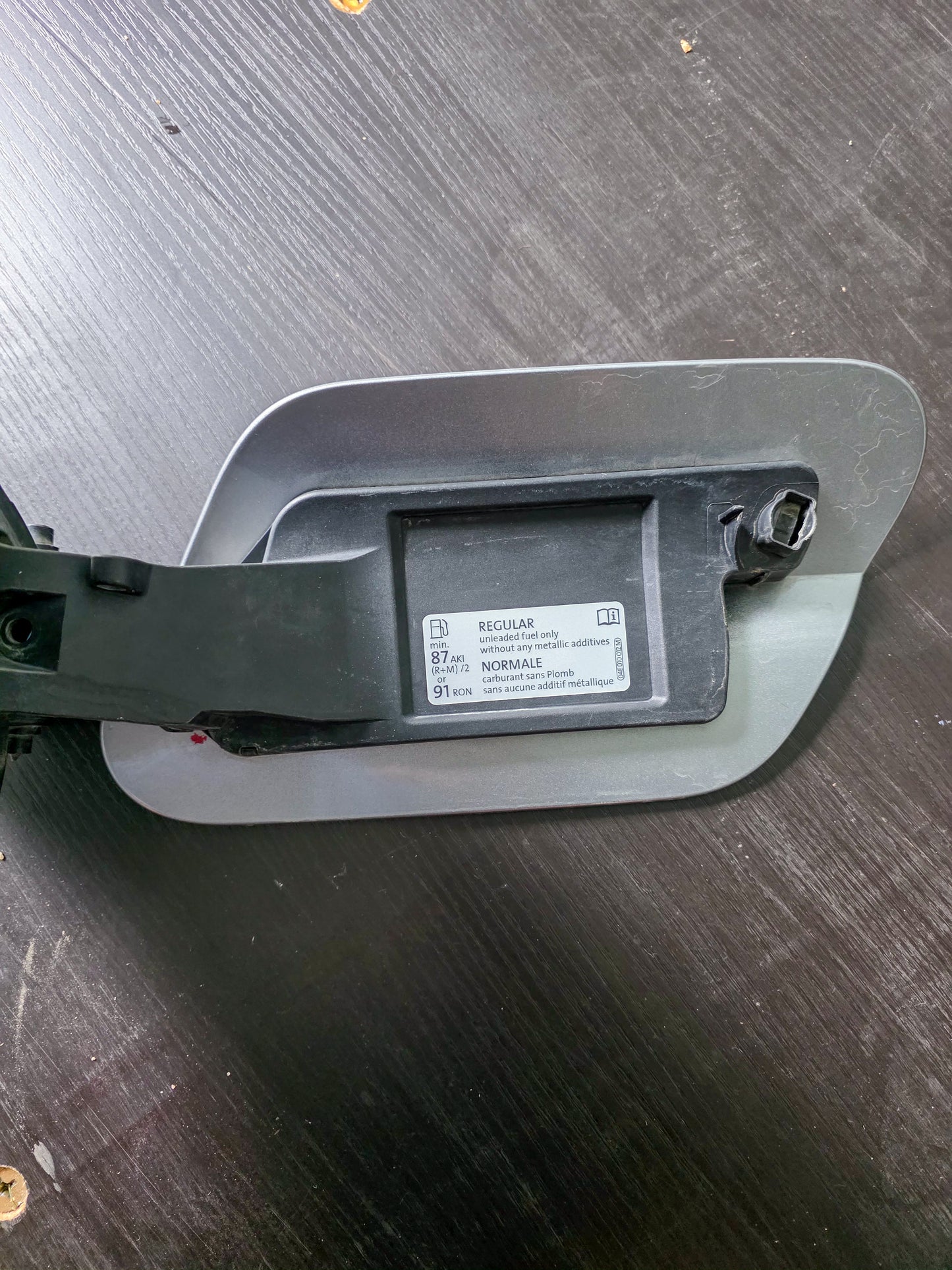 2019-2025  Volkswagen Jetta Fuel Filler Door  17A809857, 17A809909A