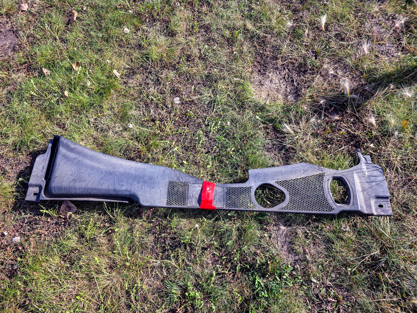 2008-2017 Audi A5 2.0 Progressiv Firewall Engine BAY COWL Cover Plastic 8K1819447