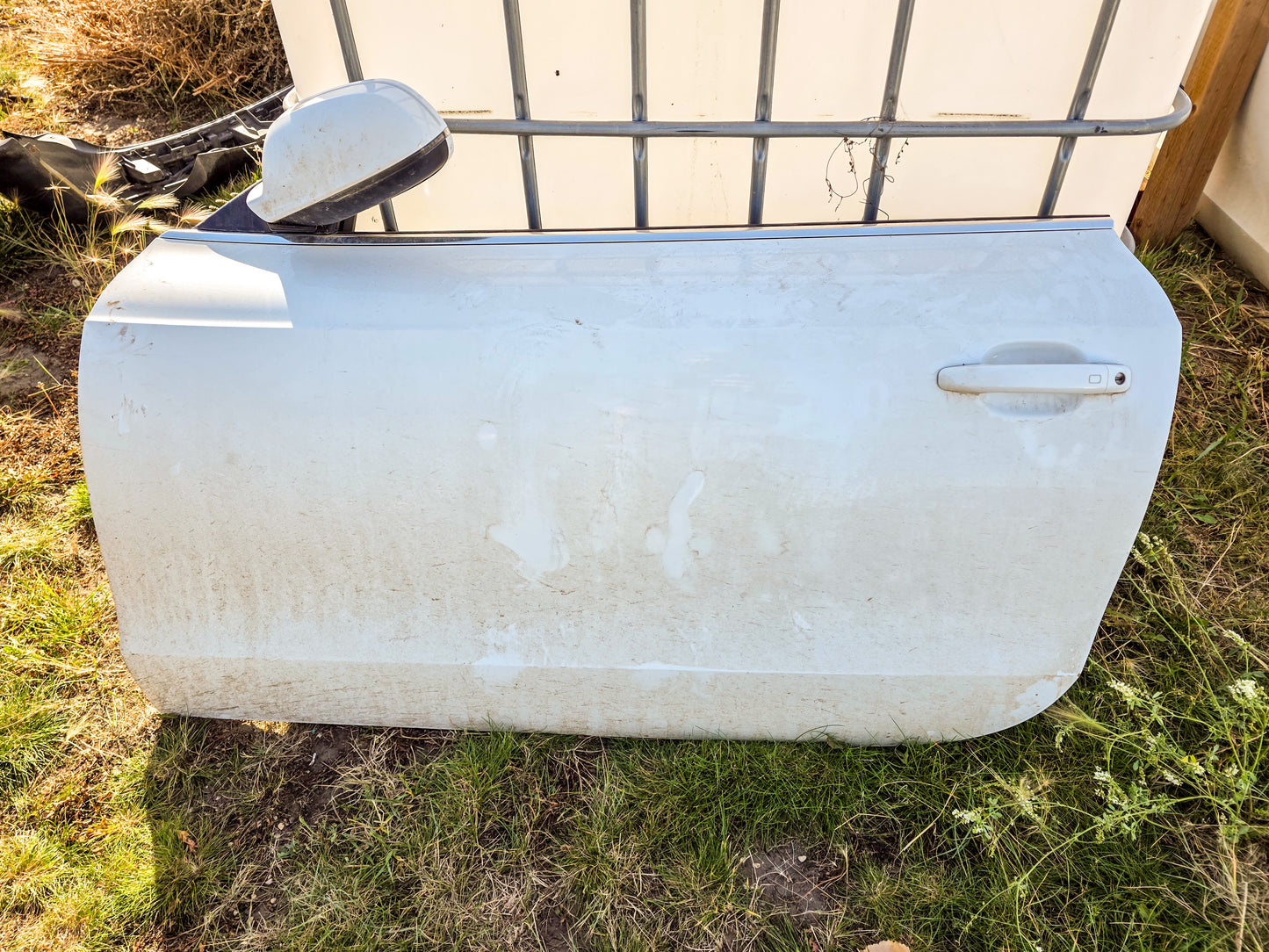 2010-2017  Audi A5 2.0 Progressiv Front Driver Side Left Door 8F0831051A, 8F0845201B