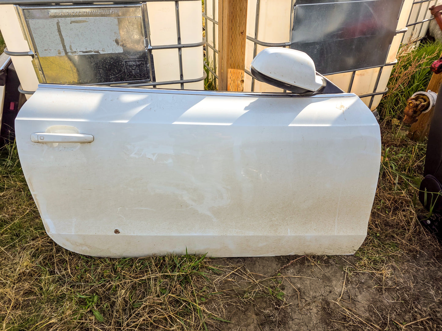 2010-2017  Audi A5 2.0 Progressiv Front Right Passenger Side Door  8F0831052A, 8F0845202B