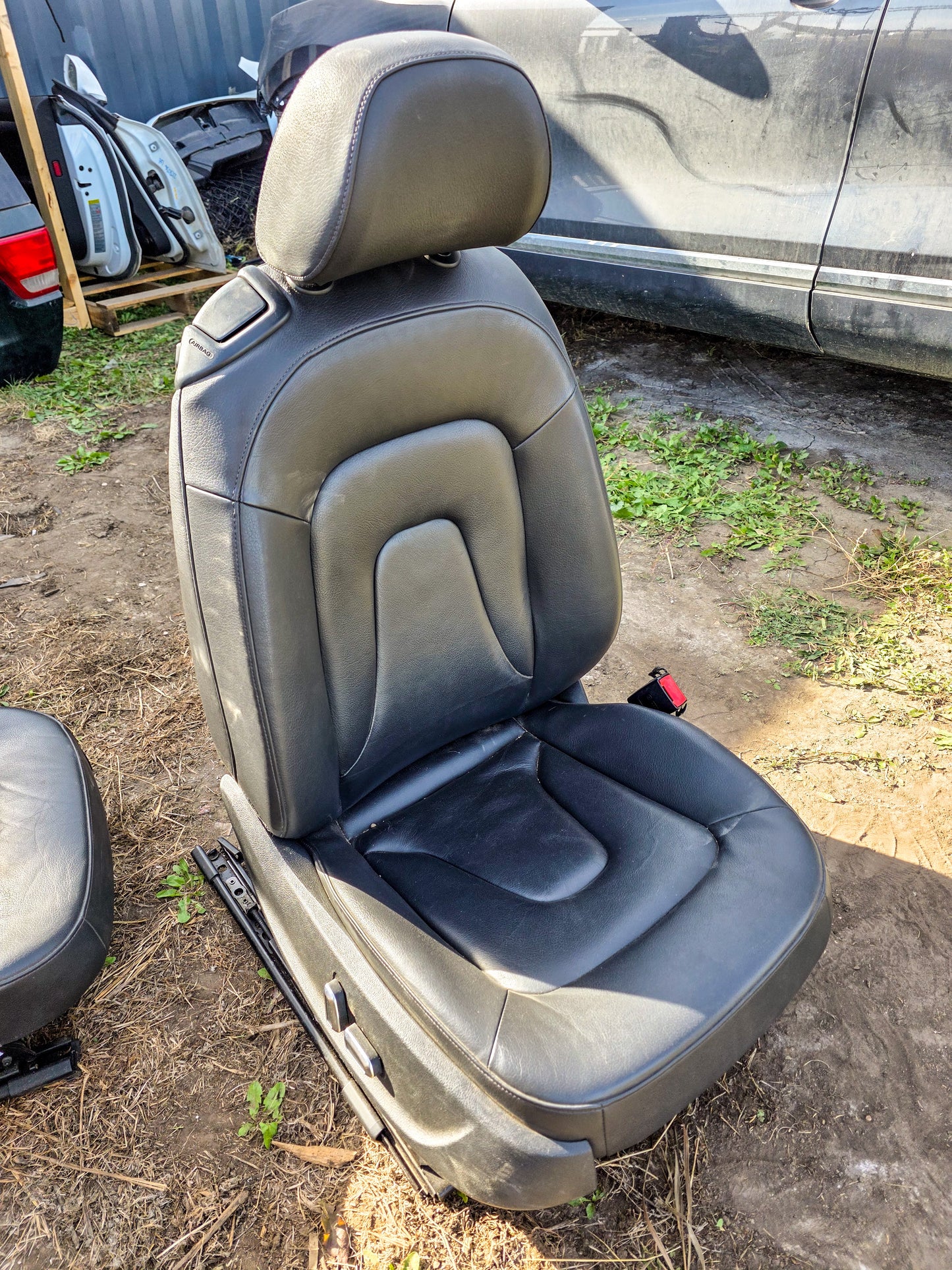 2008-2017  Audi A5 2.0 Progressiv Front Right Passenger Seat Electric 8T0971369AC, 8K0963555AC