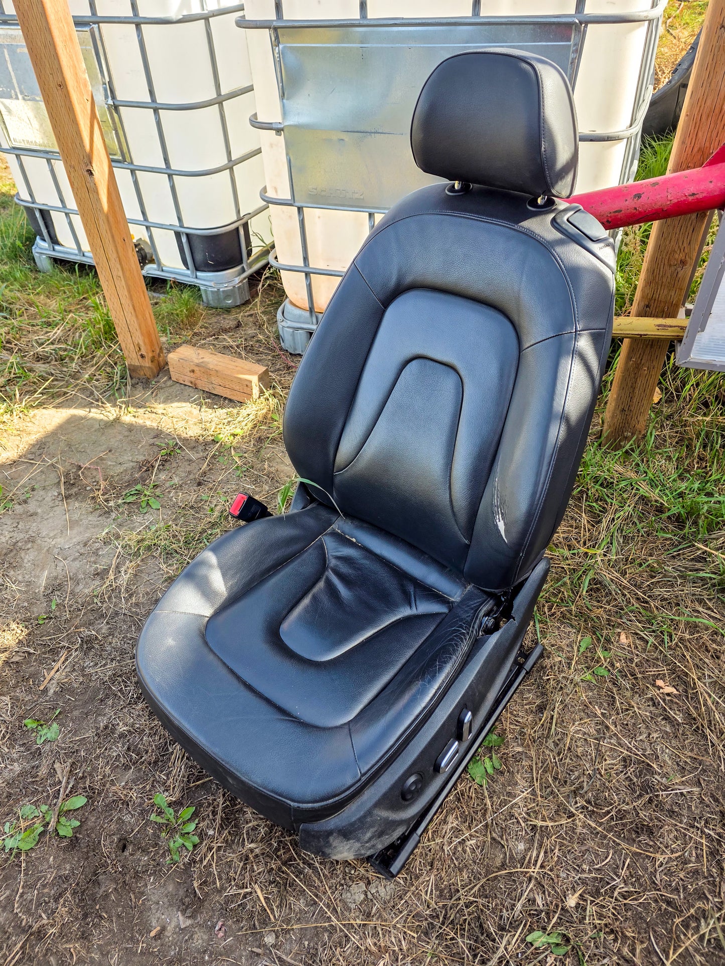 2008-2017  Audi A5 2.0 Progressiv Front Left Driver Seat Electric 8K0963557A, 8K0963555AC