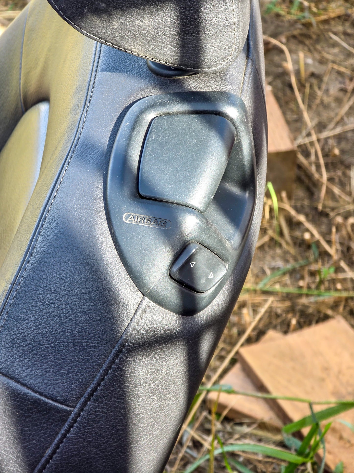 2008-2017  Audi A5 2.0 Progressiv Front Left Driver Seat Electric 8K0963557A, 8K0963555AC