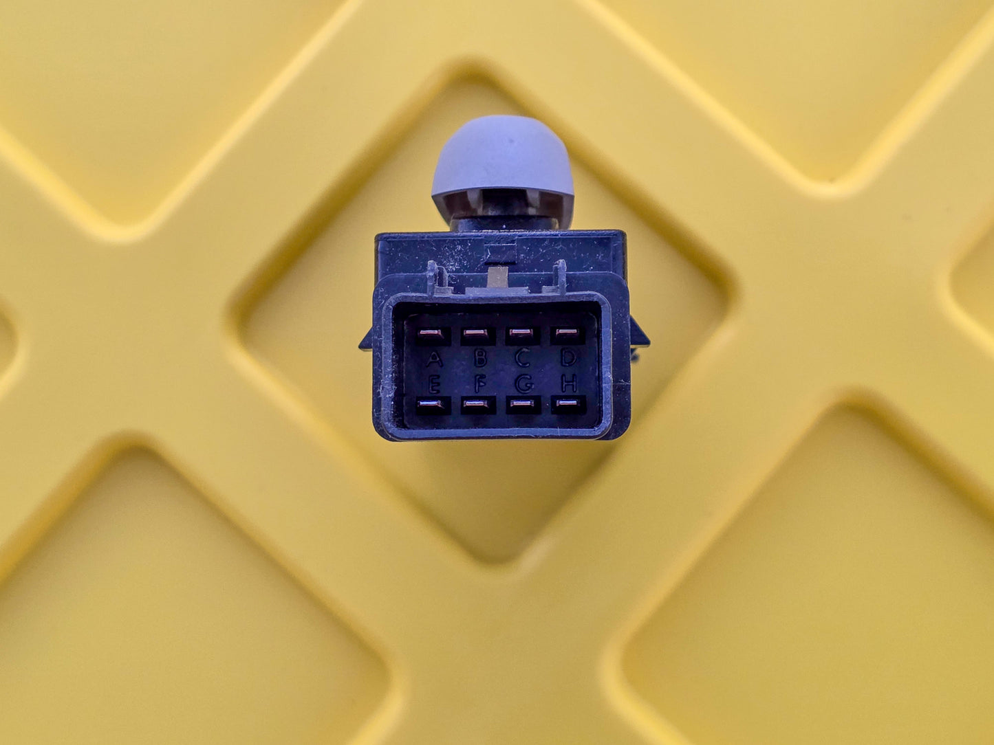 2004-2025 GMC Terrain Front Right Seat Adjuster Switch Denali 12451495