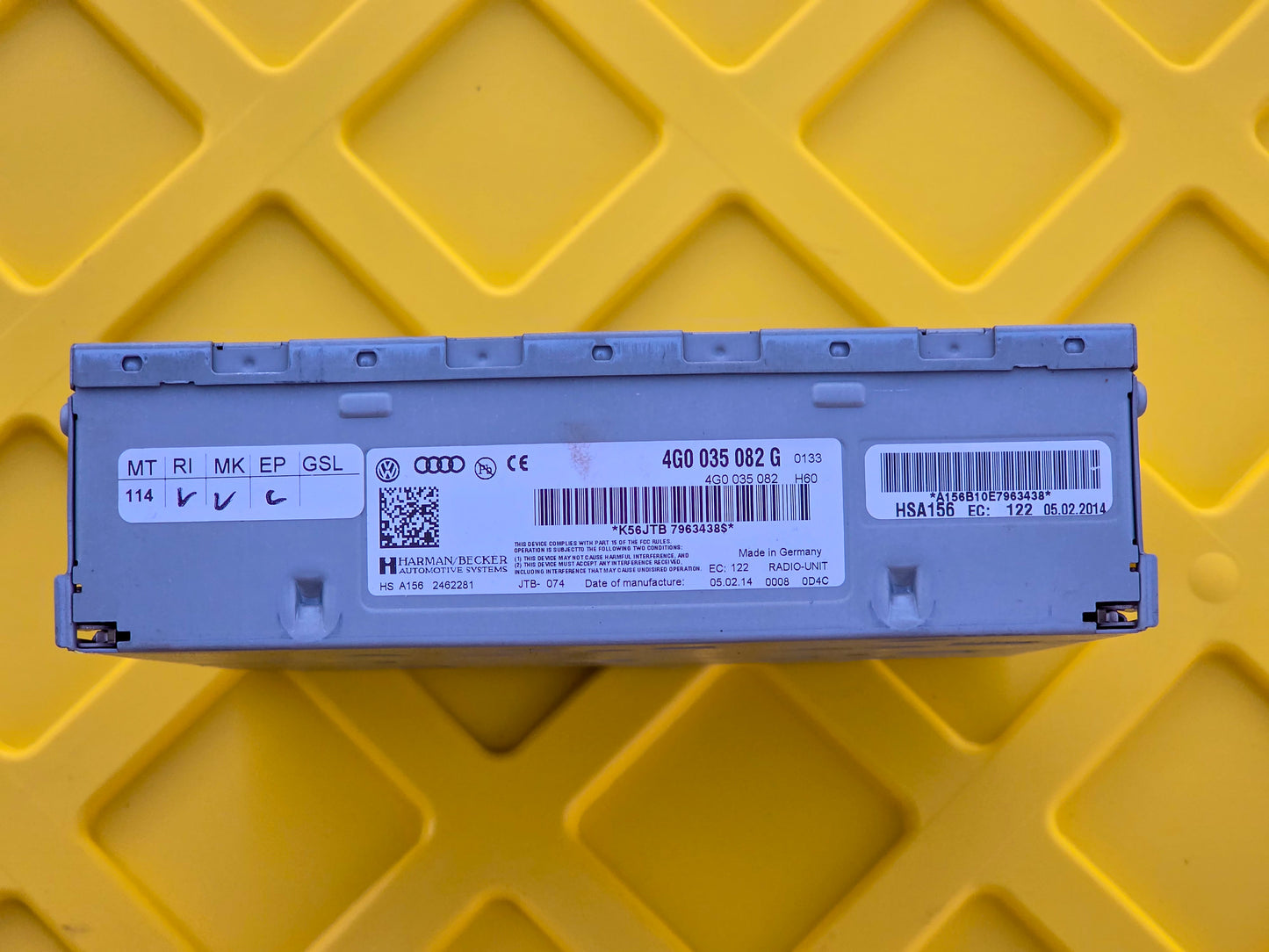 2014 Audi A5 2.0 Progressiv Trunk Mounted Radio Tuner Receiver 4G035082