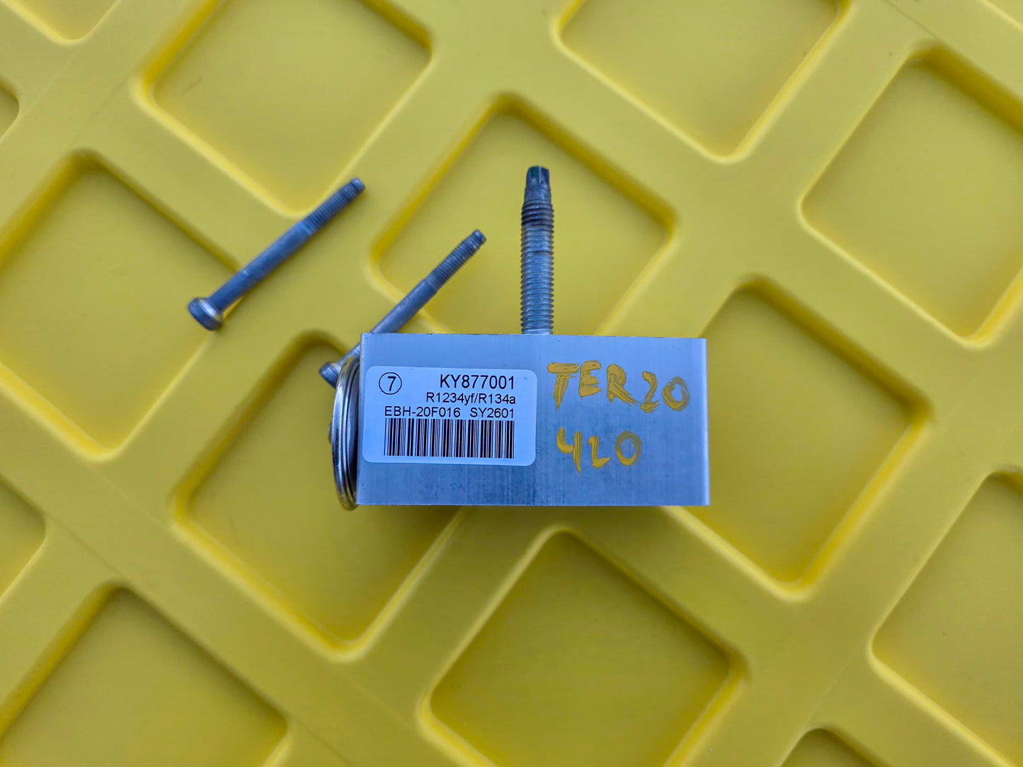 2018-2023 GMC Terrain Air Conditioning Thermal Expansion Valve OEM KY877001   84400227