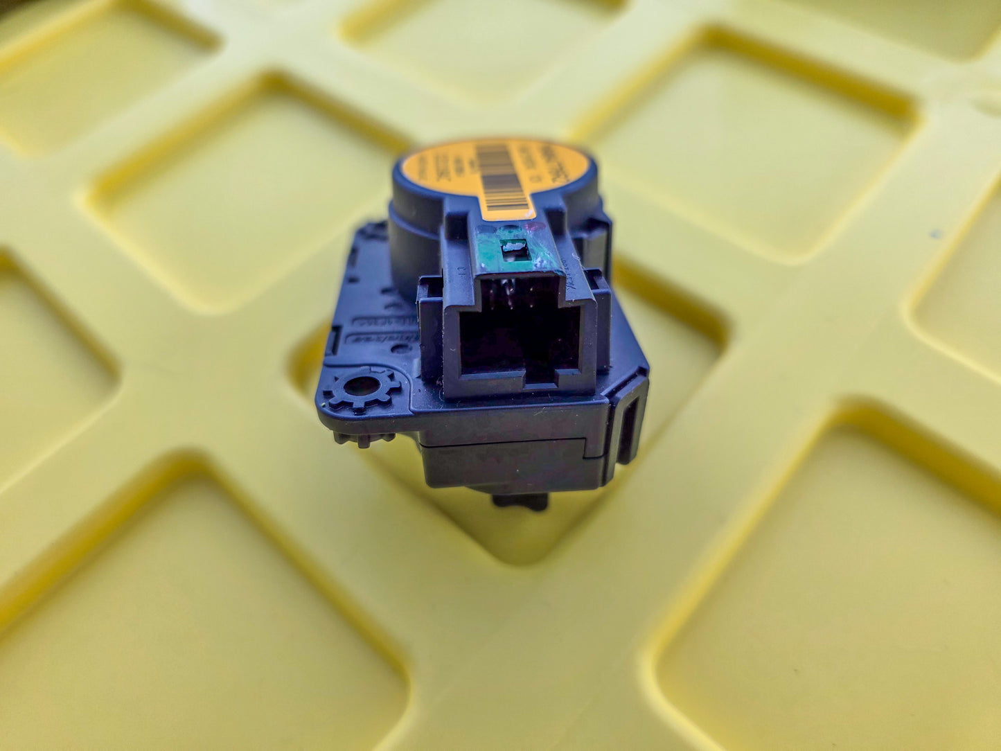 2020 GMC Terrain AC Heat Flap Motor Actuator 16464776R2 OEM